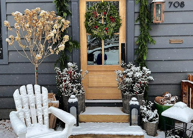 Christmas Decorating Tips for the residents in Lake Oswego & Tualatin, OR